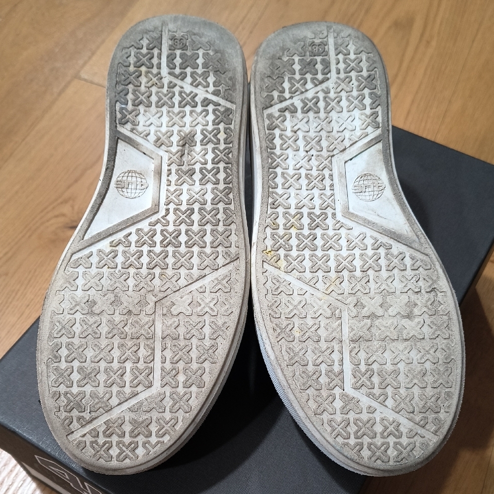 Cesare Paciotti Black and White Sneakers - Picture 4 of 7